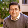 headshot of Ilya Strebulaev 
